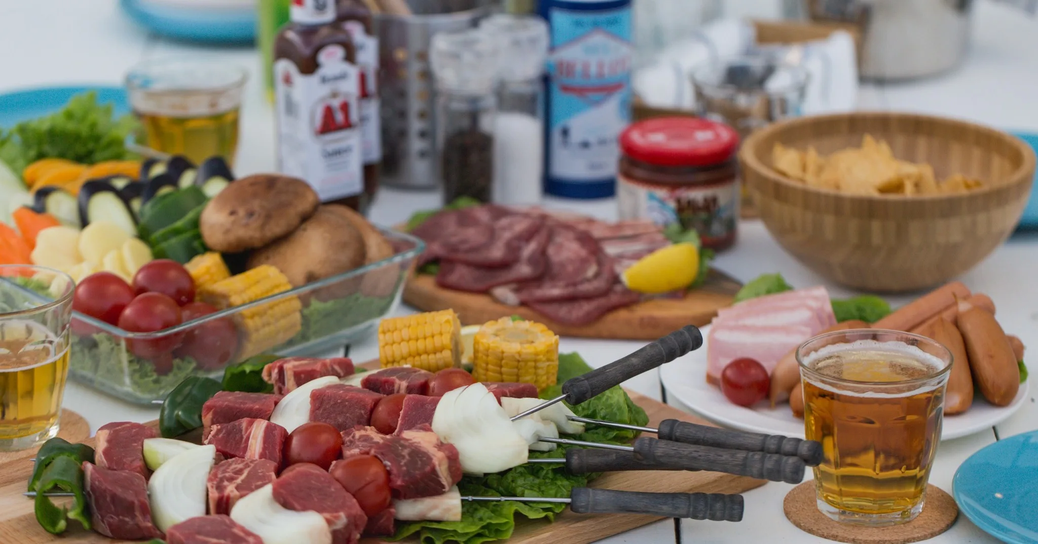 沖縄の風を感じながら楽しむ、極上のBBQタイム🍖🌽🍻
「ハイドアウト オキナワ ウルマ」では、食材を囲んで、家族や仲間と心ゆくまで語り合える特別な時間が待っています🌺

ボリューム満点のお肉やカラフルな野菜たち、冷たいドリンクを片手に、リゾート気分を満喫しよう！
グリルの香ばしい匂いと笑い声が、最高の思い出を彩ります🔥

#HideoutUruma #うるまでリラックス #沖縄トリップ #チキンオーバーライス #石川東恩納
#プールがあるホテル沖縄 #沖縄 #うるま市 #hideoutokinawa #hideoutokinawauruma
#chickenoverrice #okinawa #uruma #resort #travel #family #resortstyle #beach #pool #loves_okinawa

📸 楽しい瞬間をシェアして、タグ付けしてくれると嬉しいです！

STAY CASUAL｜KEEP CULTURAL
Make the Most of Your Time with US

HIDEOUT OKINAWA URUMA
1710-1 Ishikawa Higashionna Uruma
Tel｜098-963-0600

詳しくはプロフィールリンクから