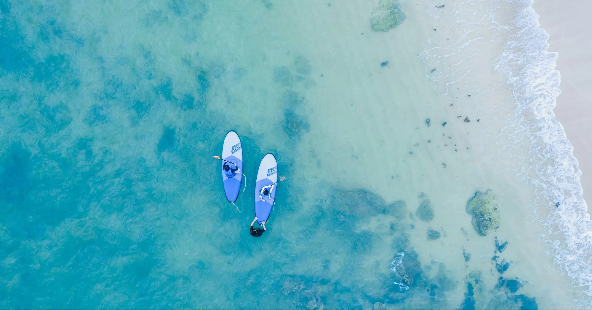 透き通るエメラルドグリーンの海で楽しむSUP体験🏄♂️✨
穏やかな波に揺られながら、非日常のひとときを味わえます。
仲間や家族と一緒にチャレンジすれば、思い出がさらに特別なものに🌺
ここHIDEOUT OKINAWA URUMAから、沖縄の海を全身で感じてみませんか?🌊
#HideoutUruma #うるまでリラックス #沖縄トリップ #石川東恩納 #プールがあるホテル沖縄 #沖縄 #うるま市
#hideoutokinawa #hideoutokinawauruma #okinawa #uruma #resort #travel #family
#resortstyle #beach #pool #loves_okinawa #sup体験 #マリンアクティビティ
📸 楽しい瞬間をシェアして、タグ付けしてくれると嬉しいです!
STAY CASUAL|KEEP CULTURAL
Make the Most of Your Time with US
HIDEOUT OKINAWA URUMA
1710-1 Ishikawa Higashionna Uruma
Tel|098-963-0600
詳しくはプロフィールリンクから